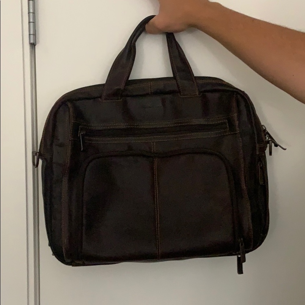 Kenneth Cole Expandable Brief Case